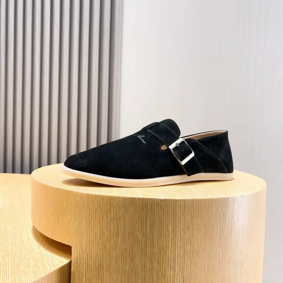 Factory price 420💰[loro piana] 2025 new moccasins, popular casual sneakers for street men. The shoes are made of first-layer suede leather uppers with rubber soles. They are classic. The complex craftsmanship and meticulous structure make the shoes light and soft, allowing you to walk comfortably and freely. Perfect for summer wear. Yardage: 38-45.